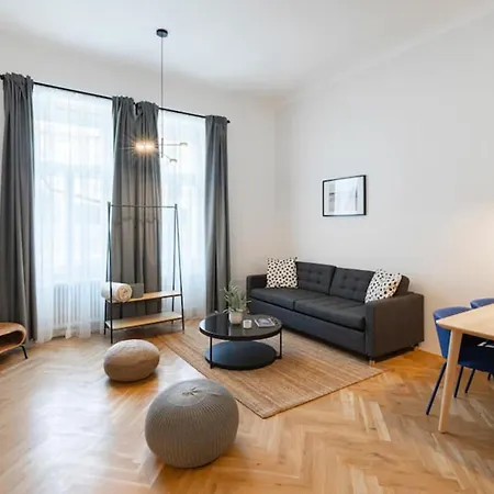 Nice Cozy Forpeople * Prag